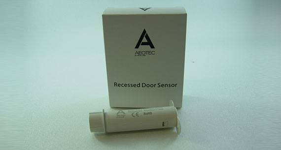 Le détecteur d’ouverture de porte invisible Z-Wave d’Aeon Labs est disponible !