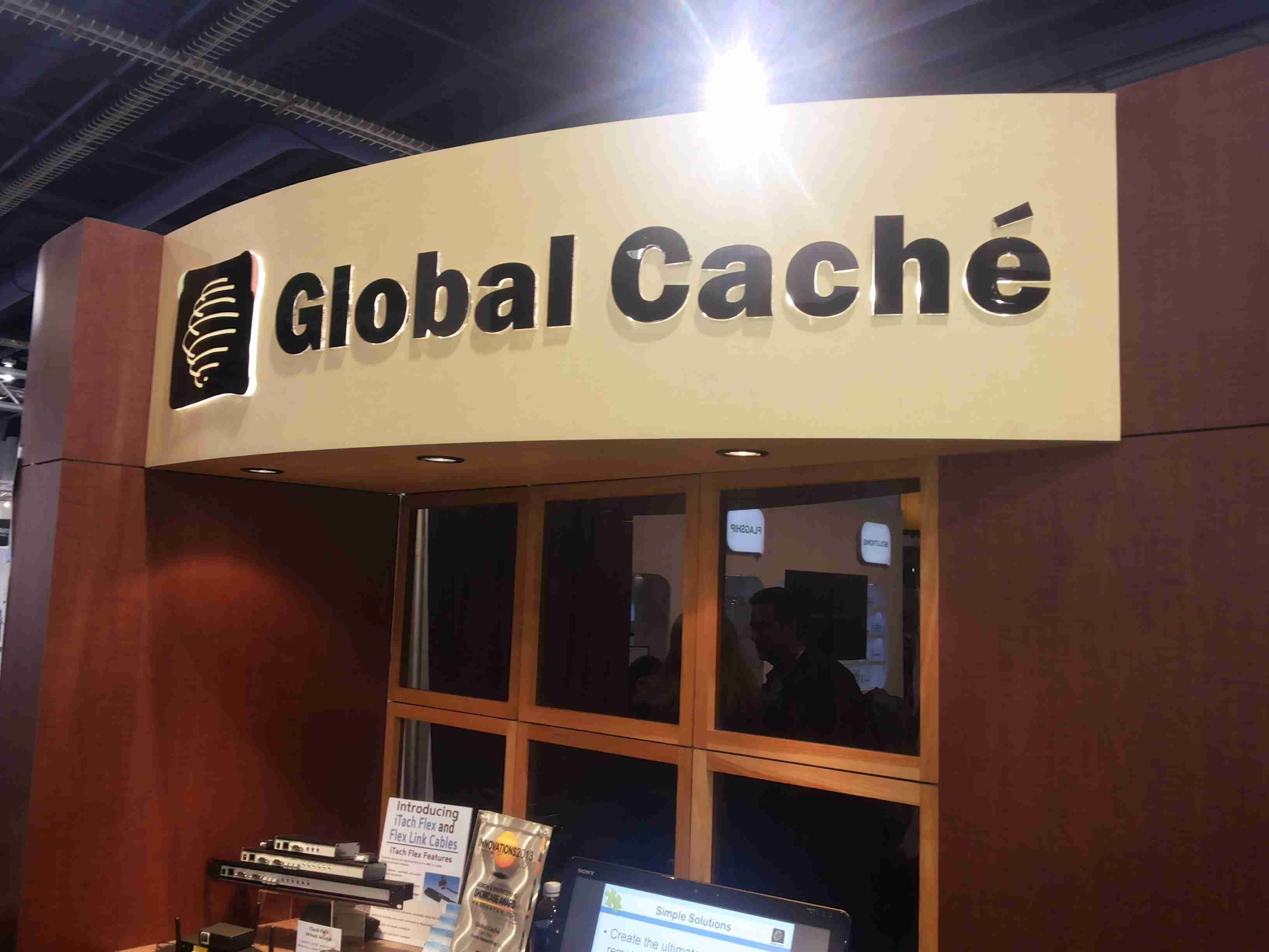 #CES2014 : Global Caché présente ses modules iTach Flex