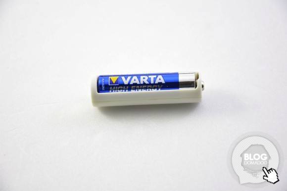 Tethercell_battery_adapter_controller_with_AAA