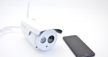 Sécurisez votre maison grâce à la caméra extérieure WIFI de Chacon Sécurisez votre maison grâce à la caméra IP WIFI de Chacon couverture