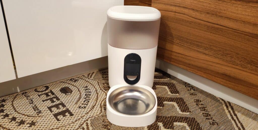 AQARA Smart pet feeder C1 2048x1032 PRES