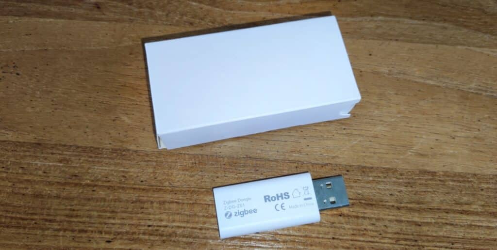 Zvidar controleur usb Zigbee Matter Z DG Z01 2048x1032 PRES 2