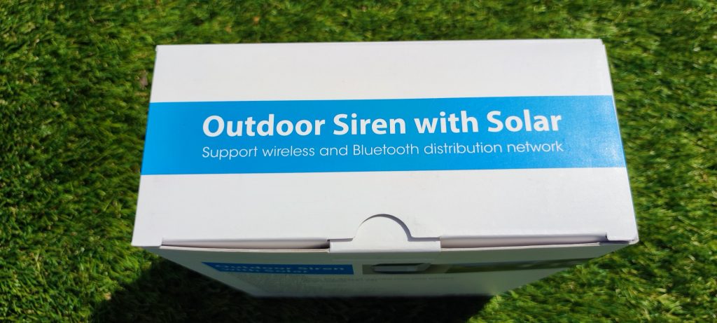 Neo sirene intelligente exterieure batterie solaire 2048x921 006