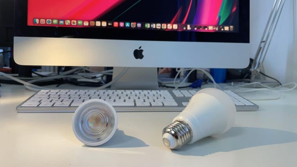 Alternative Philips Hue : Découvrez notre comparatif d'ampoules connectées.