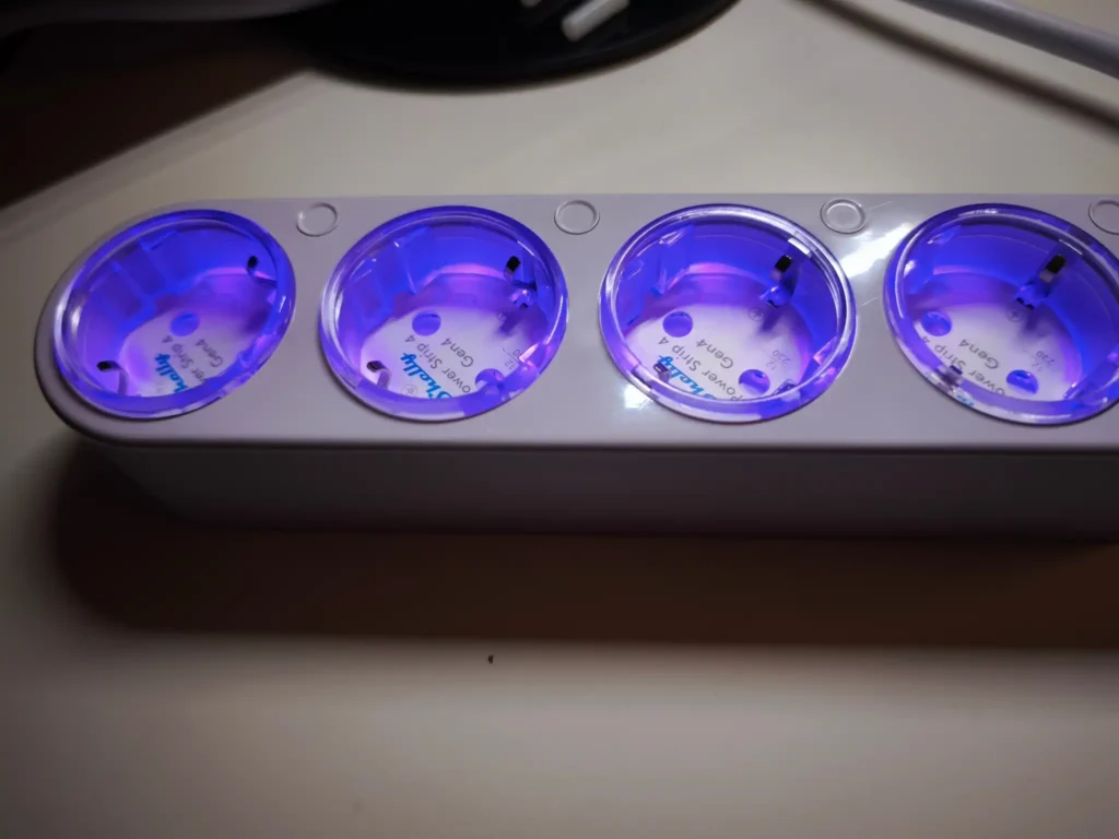 Multiprise Shelly power strip4 Gen4 Wifi Matter Zigbee 17 multiprise zigbee matter bluetooth wifi6 shelly power strip4 gen4 2048x1536 015