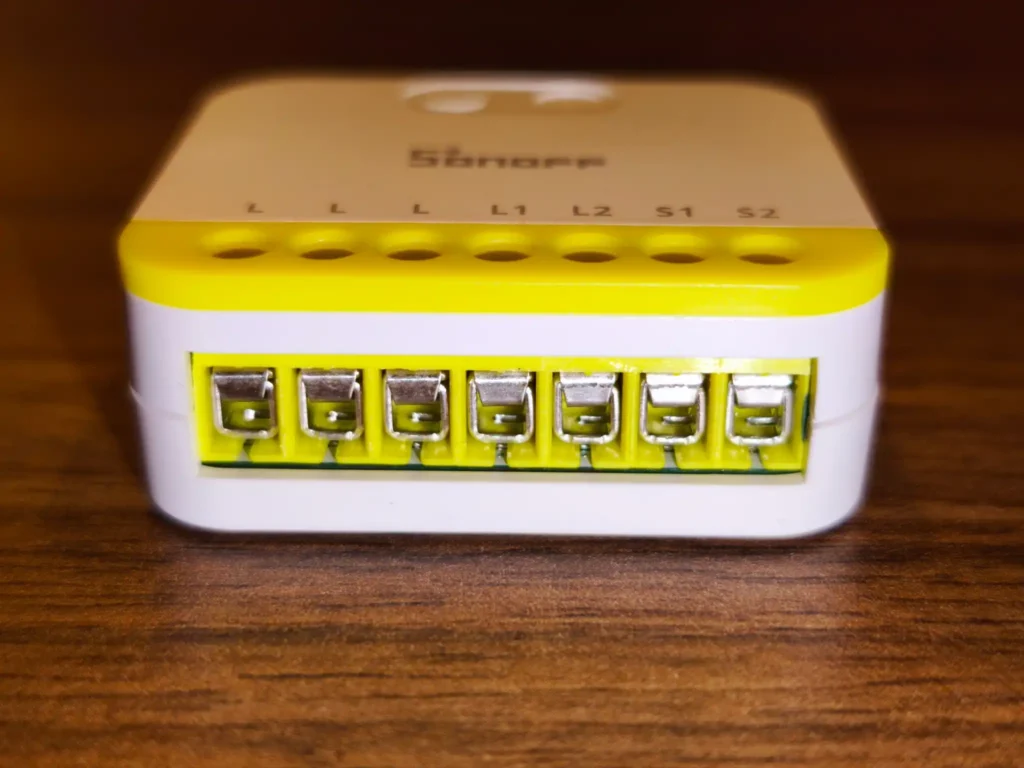 Sonoff MINI DUO-L module double sortie sans neutre Zigbee 3.0 10 Sonoff mini duo l module double sortie sans neutre zigbee 2048x1536 009