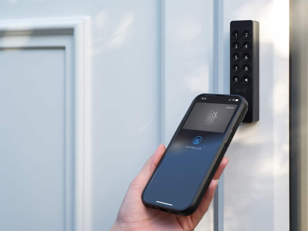 Découverte de la serrure Nuki Smart Lock Ultra et intégration Homey Pro 12 Nuki Keypad 2 NFC – Tap to Unlock via Apple home key © Nuki